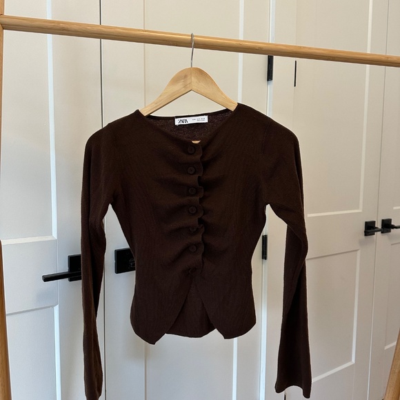 Zara brown long sleeve top in size small - Picture 3 of 6